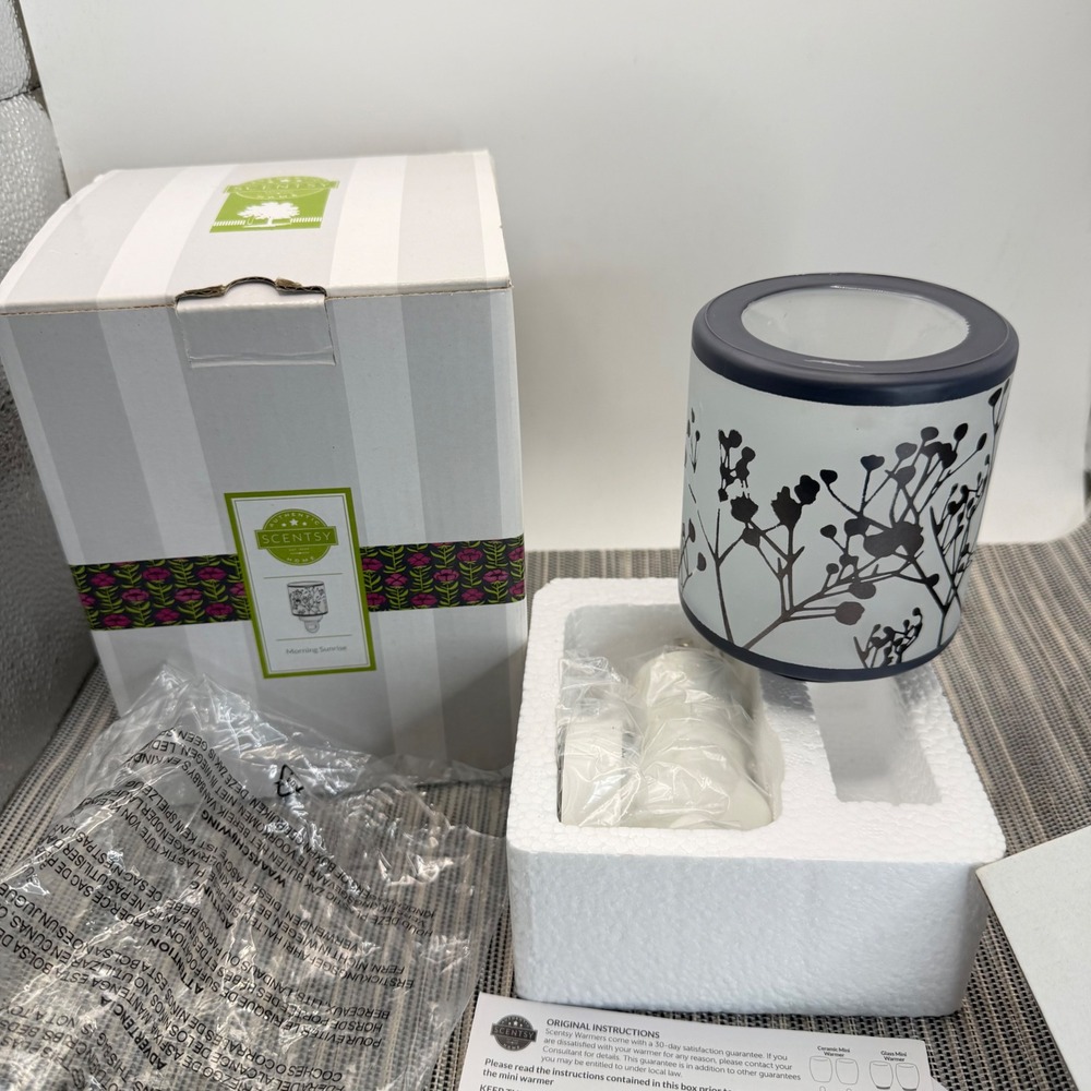 Scentsy Morning Sunrise Mini Warmer Frosted Glass Botanical Wall Plug In No Bulb
